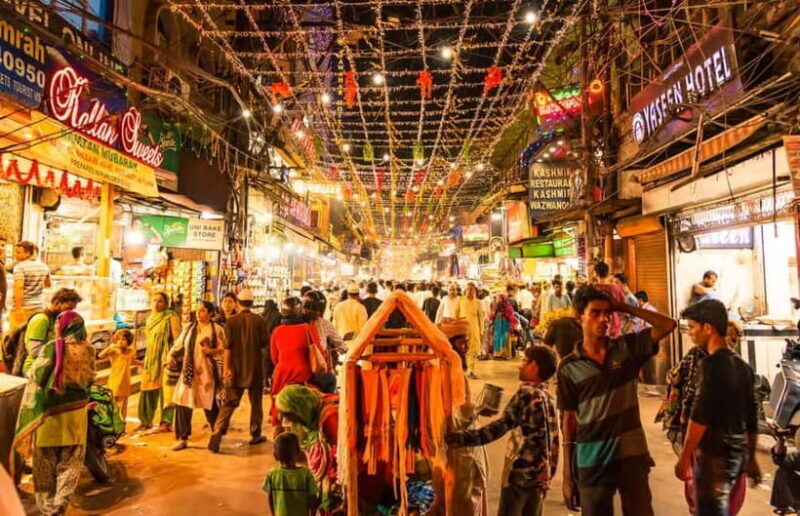 Delhi: Private Half-Day Guided Shopping Tour with Transfer - Why This Tour Offers Great Value