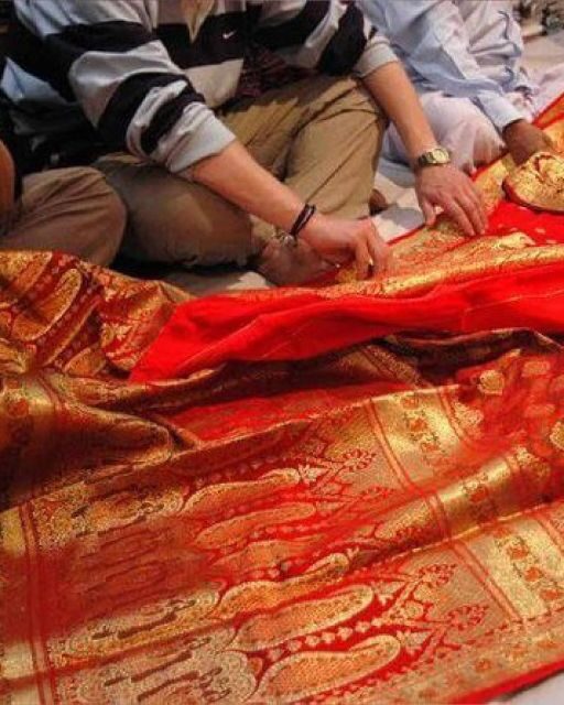 Delhi: Private Half-Day Shopping Tour with Guide & Transfers - Key Points