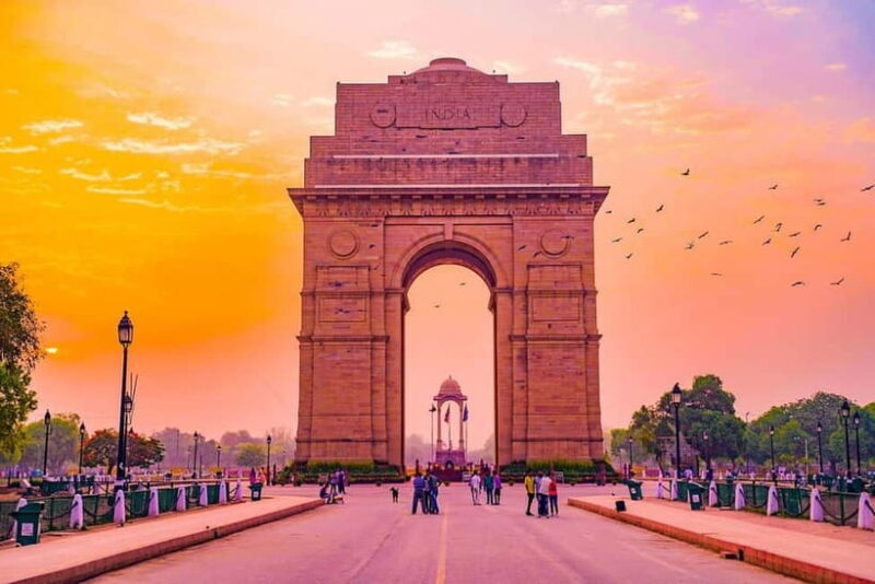 Delhi: Private Half-Day Tour of New Delhis Top Sights - Key Points