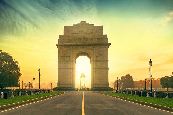 Delhi: Private Tour of Old and New Delhi with Hotel Pickup - Who Is This Tour Best Suited For?