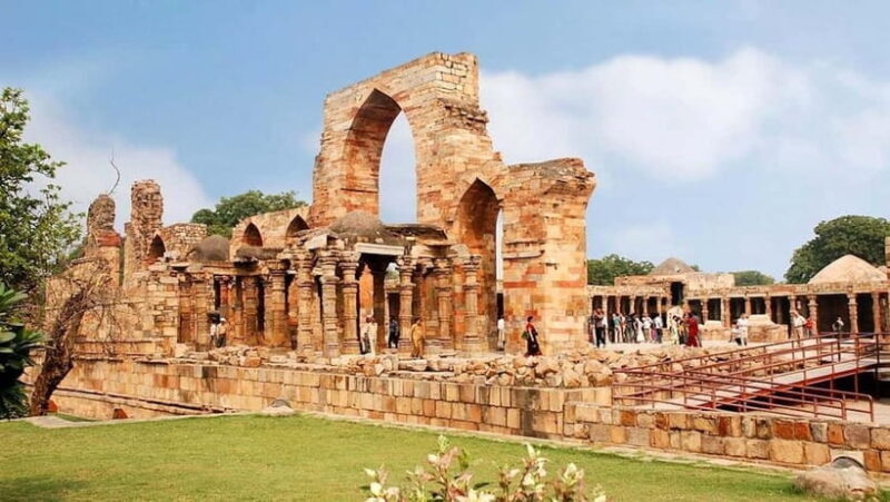 Delhi: Qutub Minar UNESCO World Heritage Site Walking Tour - Practical Details and Tips