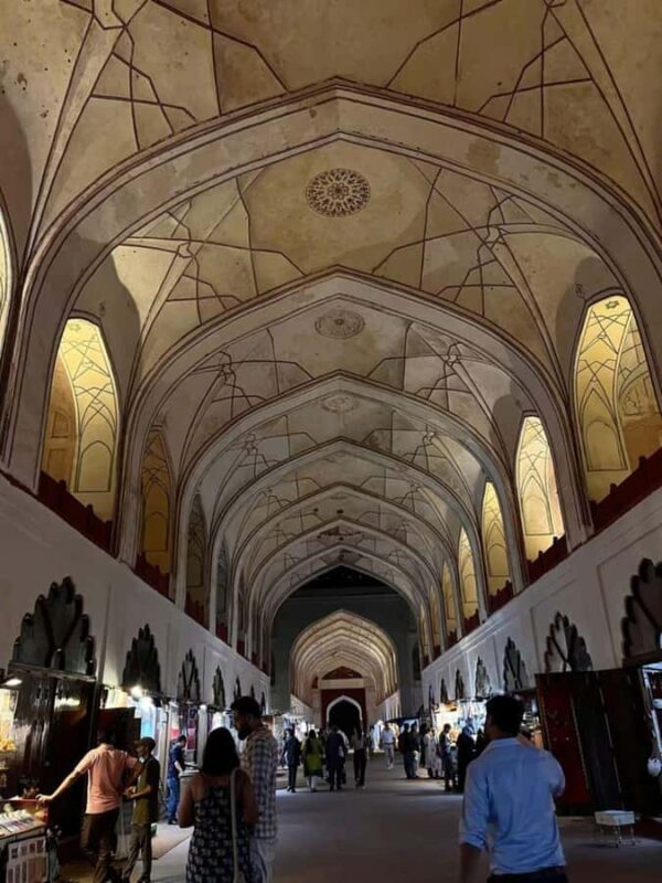 Delhi: Red Fort Light and Sound Show at Night with Transfer - Key Points