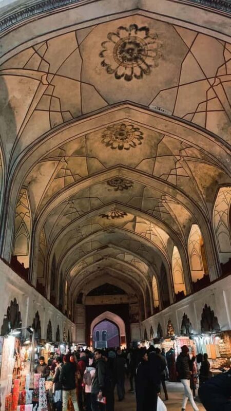 Delhi: Skip the line Red Fort Light & Sound Show with Guide - The Sum Up