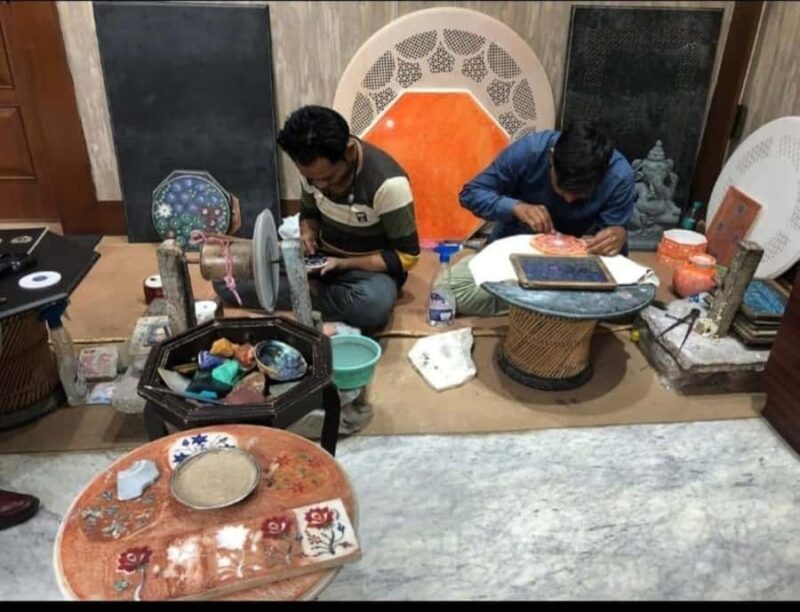 Delhi: Taj Mahal Private Tour by Luxury Car  All Inclusive - FAQ