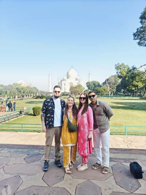 Delhi: Taj Mahal Sunrise Private Tour with Guide & Breakfast - Key Points