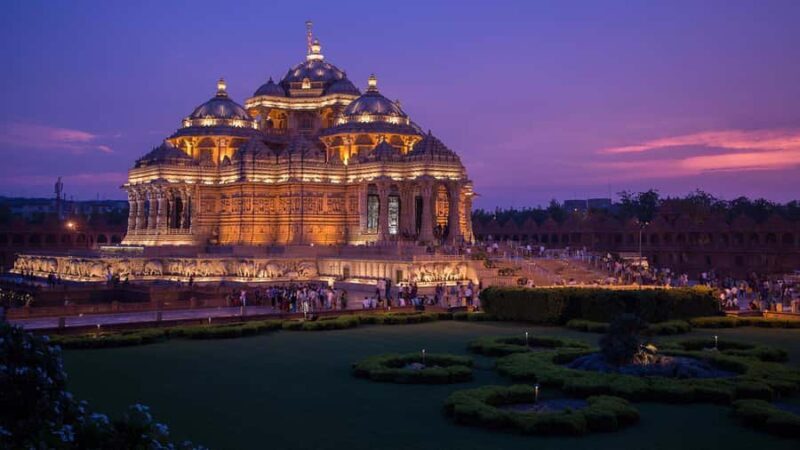 Delhi Temples and Spiritual Sites Tour with Light sound Show - A Closer Look at the Itinerary