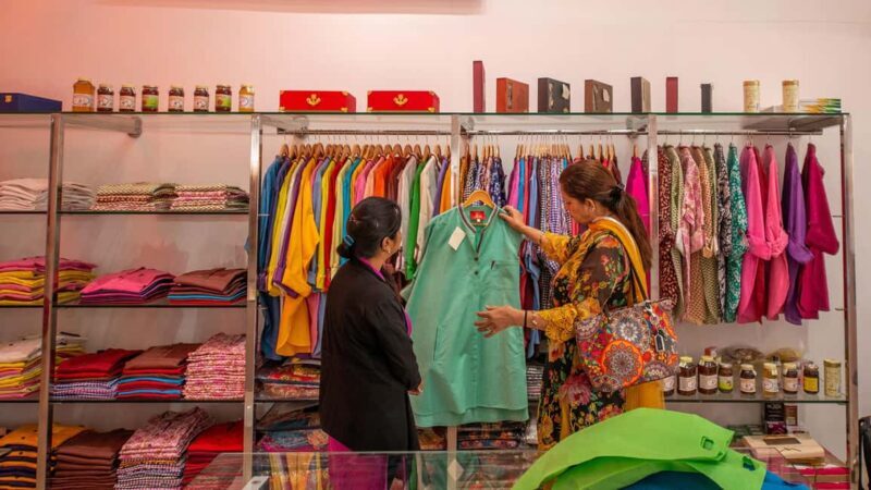 Delhi: Tracing the Path of India's Father of the Nation - Practical Details and Tips