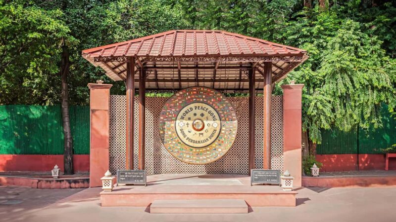 Delhi: Tracing the Path of India's Father of the Nation - The Sum Up