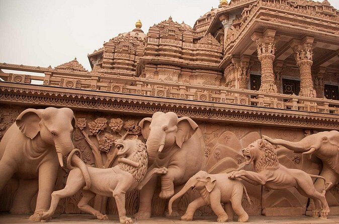 Delhi: Visits to Swaminarayan Akshardham with guide & transfers - Final Thoughts: Who Should Book This Tour?