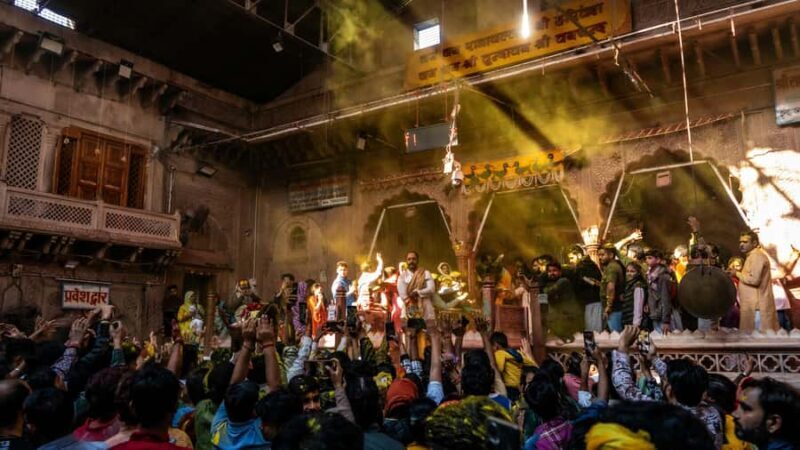 Delhi: Vrindavan, Taj Mahal, & Agra Fort Day Trip - An In-Depth Look at the Tour Experience