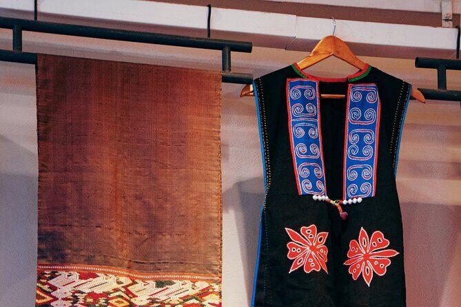 Delhi's Hidden Treasures Your Exclusive Private Shopping Tour - Duration and Pace