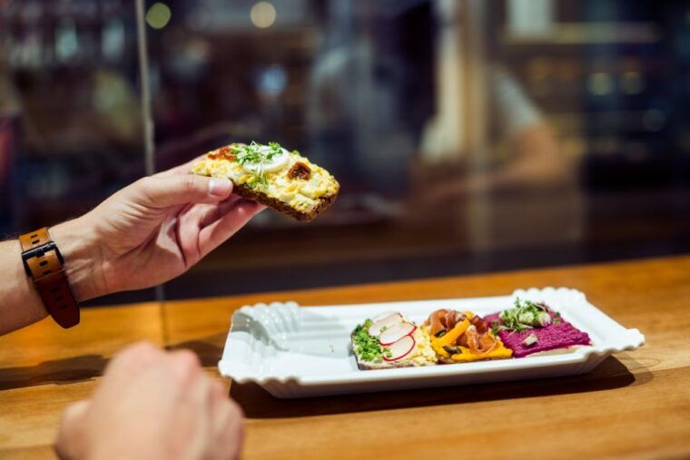 delicious-food-tour-by-prague-food-tour