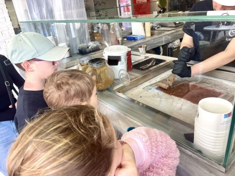 delicious-food-tour-for-families-15-iconic-greek-foods