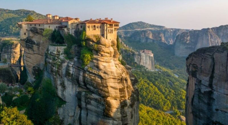 delphi-and-meteora-2-day-bus-tour-from-athens