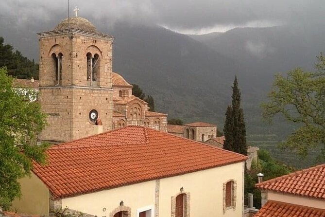 delphi-and-osios-loukas-byzantine-monastery