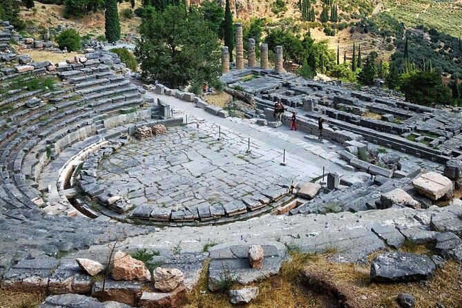 delphi-and-thermopylae-full-day-experience