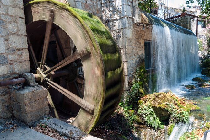 delphi-arachova-and-levadia-krya-springs-private-day-tour