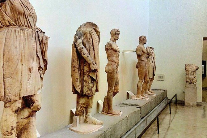 delphi-arachova-monast-hosios-loukas-from-athens-private-tour