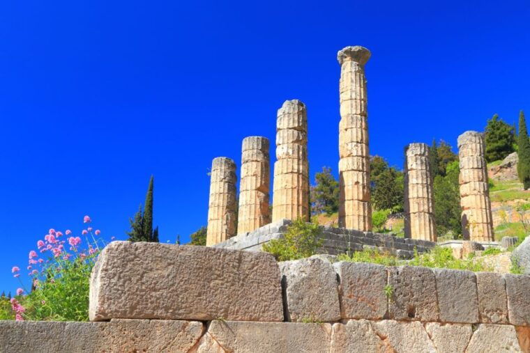 delphi-archaeological-site-museum-entry-ticket-audio-tour