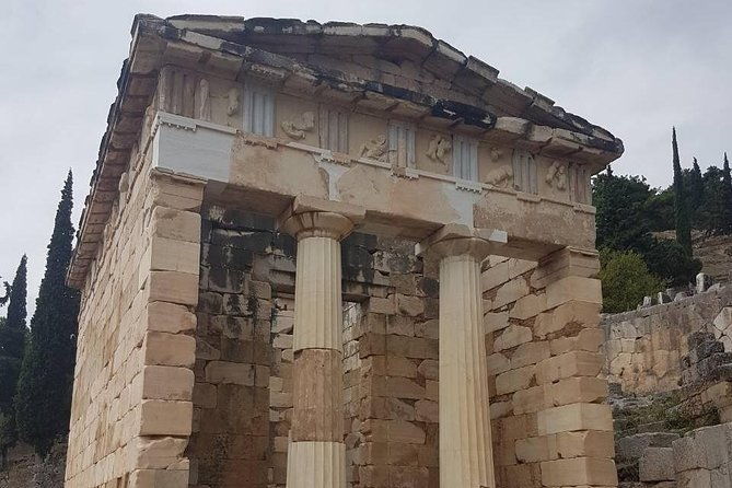 delphi-guided-small-group-day-tour-from-athens