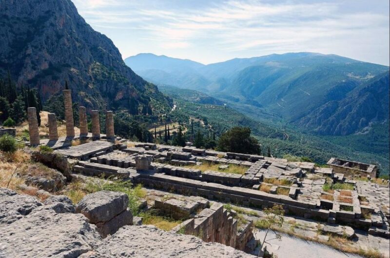 Delphi & Meteora 2-Day Private tour with great Lunch&Drinks - Who Should Consider This Tour?