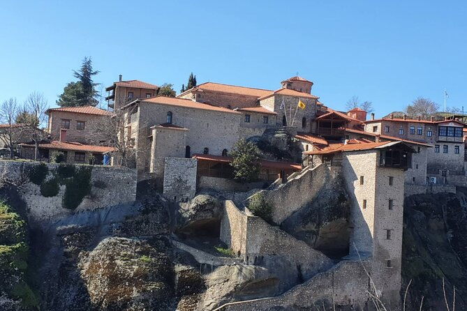 delphi-meteora-and-thermopylae-2-day-private-tour-from-athens