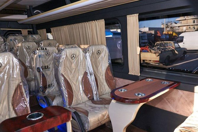 delphi-private-tour-up-to-11-people