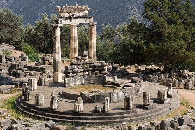 delphi-spanish-guided-one-day-tour