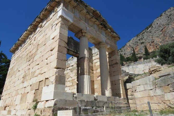 Delphi with Professional English guide and transportation - First Stop: Delphi Ancient Town