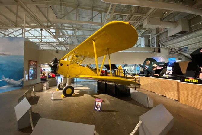 deluxe-arizona-memorial-and-pearl-harbor-aviation-museum-tour