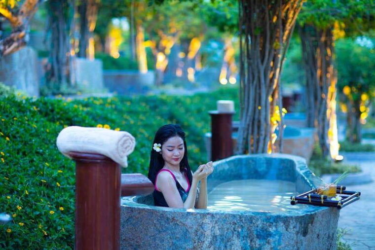deluxe-daily-tour-snorkeling-bbq-mud-bath-from-nha-trang