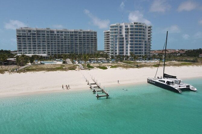 deluxe-half-day-snorkel-sail-on-lady-grace-luxury-catamaran