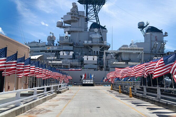 deluxe-pearl-harbor-uss-arizona-memorial-honolulu-city-tour