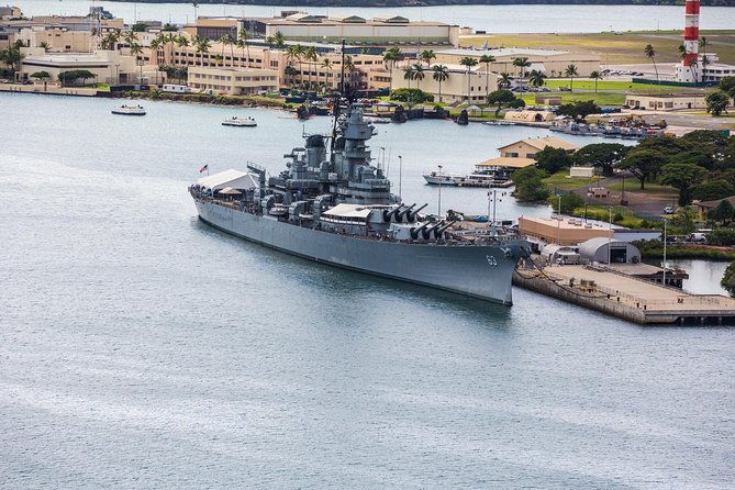 deluxe-pearl-harbor-uss-arizona-memorial-honolulu-city-tour