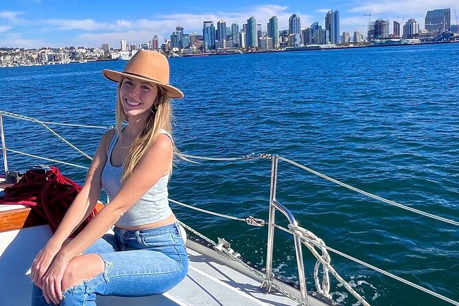 deluxe-private-sunset-day-sail