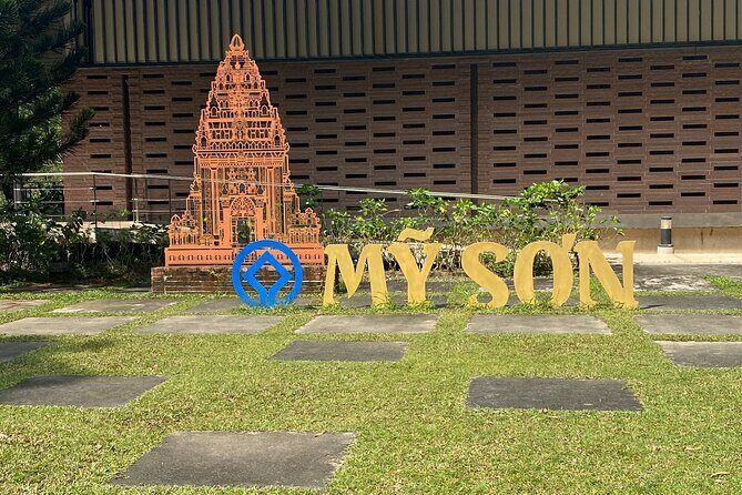 Deluxe Small Group Tour: My Son Holyland & Hoi An River Cruise - A Closer Look at the Itinerary