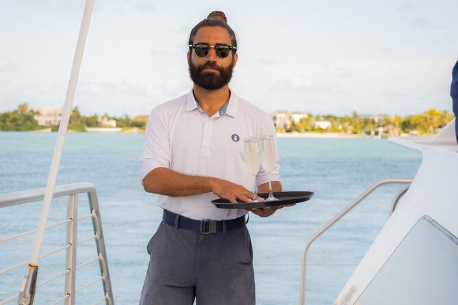 deluxe-sunset-and-saxophone-sail-on-luxury-lady-grace-catamaran