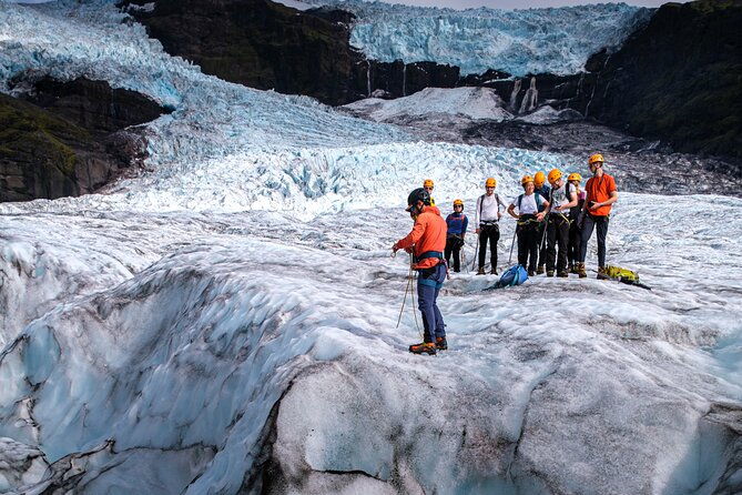 demanding-glacier-hike-and-ice-cave-half-day-tour-from-skaftafell