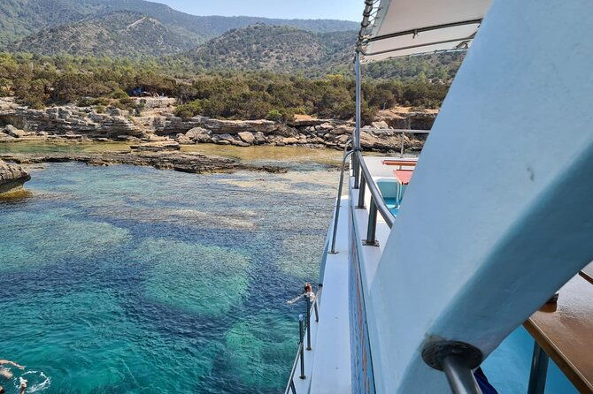 demetris-chara-bbq-boat-blue-lagoon-boat-trips-with-bbq