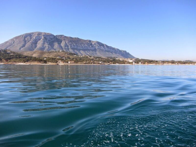 denia-cova-tallada-catamaran-tour-and-swimming-stop