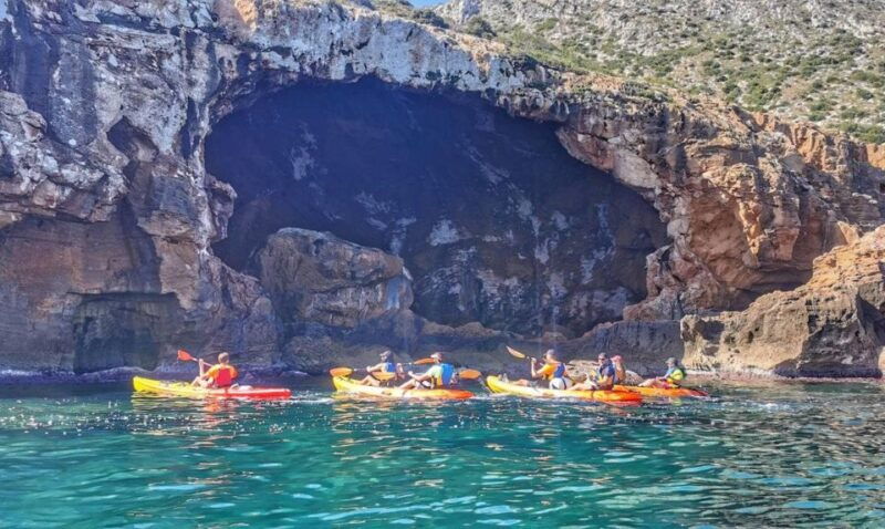 denia-cova-tallada-kayak-trip