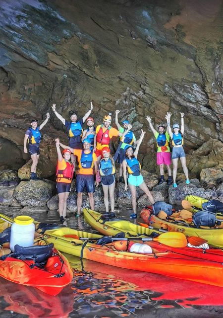 denia-cova-tallada-kayak-trip