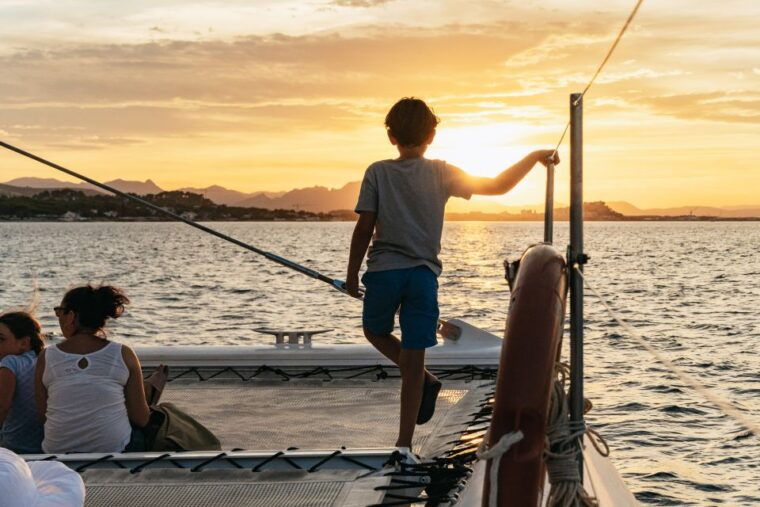 denia-daytime-or-sunset-catamaran-cruise