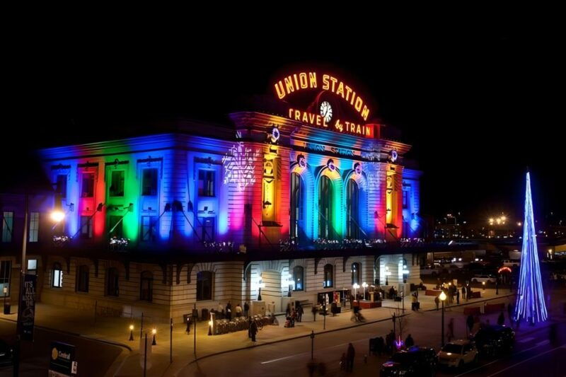 denver-holiday-lights-and-sights-walking-tour