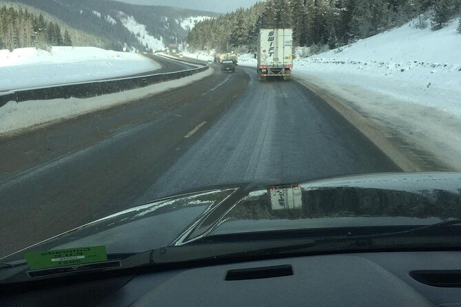 denver-intl-airport-den-to-aspen-luxury-private-suv
