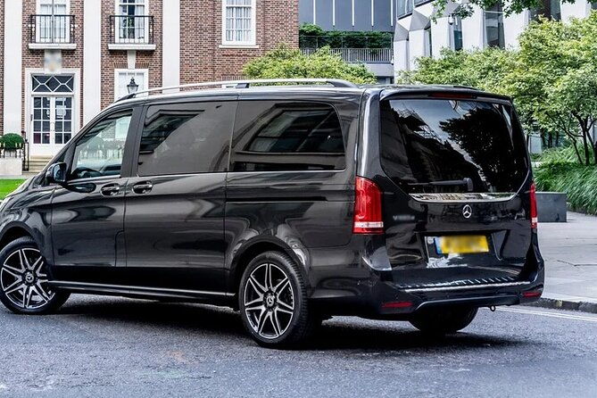 departure-by-private-minivan-from-vienna-to-vienna-airport-vie