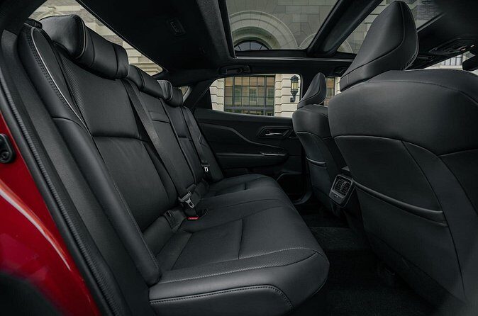 Departure by Private Sedan from Osaka City to Kansai Airport KIX - Who is This Transfer Best For?