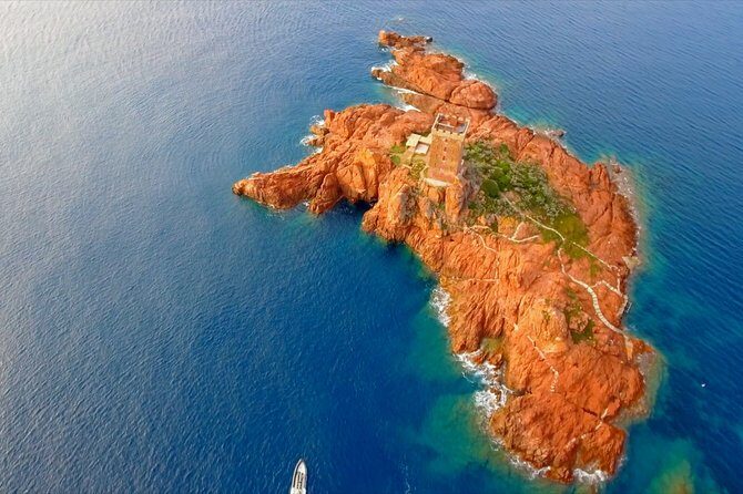 Departure from Fréjus: Estérel, Calanques and red rocks - Exploring the Esterel and Calanques from Fréjus: A Captivating Sea Adventure