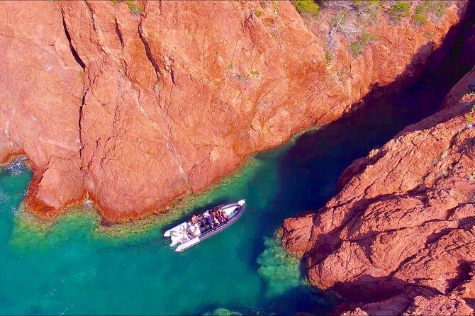 Departure from Fréjus: Estérel, Calanques and red rocks - Key Points