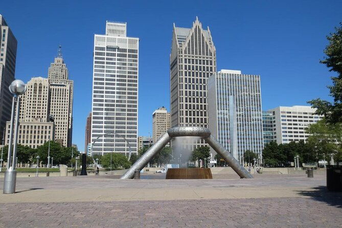 departure-private-transfer-detroit-to-detroit-airport-dtw-in-business-car